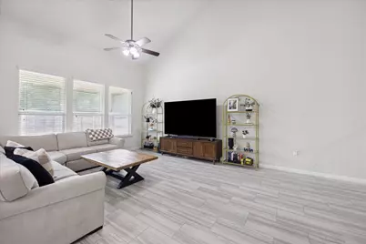 10053 Aly May Drive, Austin, TX 78748 - Photo 5