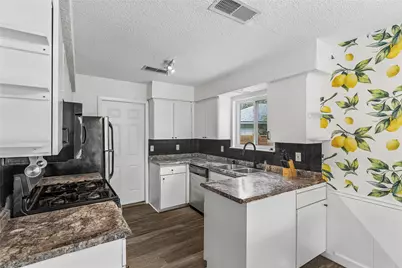 6107 Blarwood Drive, Austin, TX 78745 - Photo 15