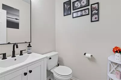 381 Bloomsbury Drive, Kyle, TX 78640 - Photo 9