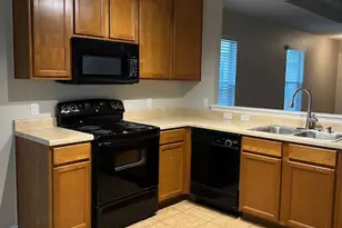 108 Karen Hill Pl, Austin, TX 78652 - Photo 5