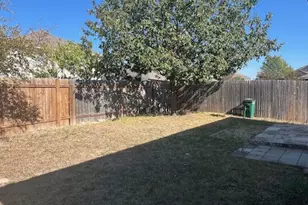 108 Karen Hill Pl, Austin, TX 78652 - Photo 9