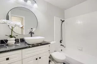 8802 Fritsch Dr, Austin, TX 78717 - Photo 19