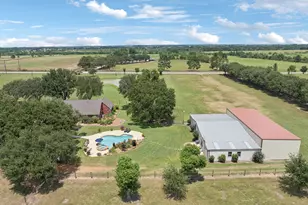 31229 Rochen Rd, Waller, TX 77484 - Photo 35