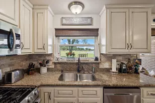 31229 Rochen Rd, Waller, TX 77484 - Photo 11