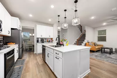 236 Travis Lane, Liberty Hill, TX 78642 - Photo 7