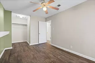 2809 Parker Ln, Austin, TX 78741 - Photo 11