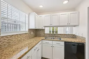 2520 Quarry Rd, Austin, TX 78703 - Photo 21