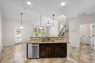 12104 Broten St, Austin, TX 78748 - Photo 9