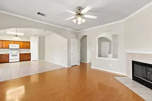 11400 Hereford St, Manor, TX 78653 - Photo 9