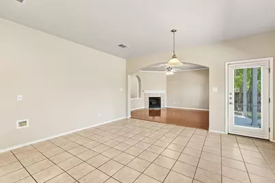 11400 Hereford Street, Manor, TX 78653 - Photo 13