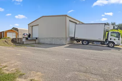 5820 W US Hwy 290 Highway W, Dripping Springs, TX 78620 - Photo 7