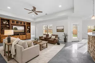 139 W Maple Dr, Granite Shoals, TX 78654 - Photo 1