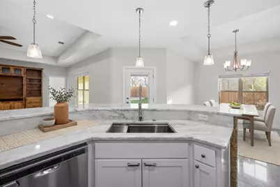 139 W Maple Drive, Granite Shoals, TX 78654 - Photo 11