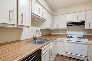 904/906 Hyridge St, Round Rock, TX 78664 - Photo 9