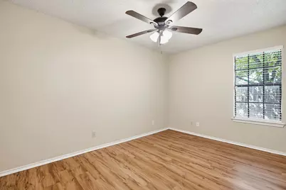 904/906 Hyridge Street, Round Rock, TX 78664 - Photo 13