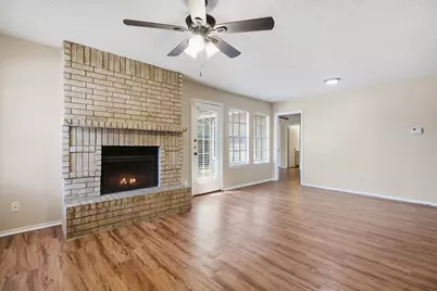 904/906 Hyridge Street, Round Rock, TX 78664 - Photo 5