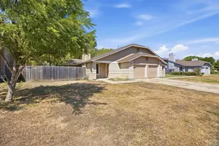 904/906 Hyridge St, Round Rock, TX 78664 - Photo 3