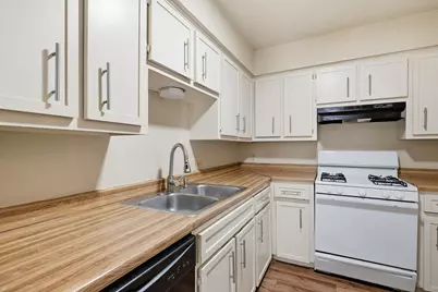904/906 Hyridge Street, Round Rock, TX 78664 - Photo 9