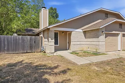 904/906 Hyridge Street, Round Rock, TX 78664 - Photo 3