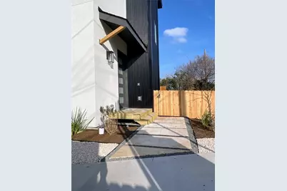 2818 E 22nd Street #1, Austin, TX 78722 - Photo 3