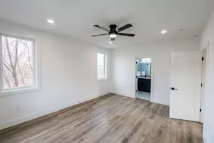 2818 E 22nd St, Austin, TX 78722 - Photo 9