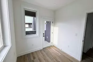 2818 E 22nd St, Austin, TX 78722 - Photo 7