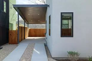 2818 E 22nd St, Austin, TX 78722 - Photo 21