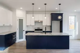 2818 E 22nd St, Austin, TX 78722 - Photo 5