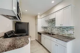 5604 Woodrow Ave, Austin, TX 78756 - Photo 7