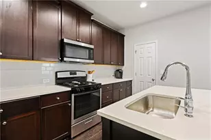 5308 Golden Canary Ln, Austin, TX 78723 - Photo 9