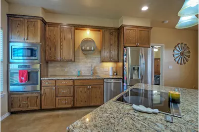 273 Bobs Trail, Bastrop, TX 78602 - Photo 17