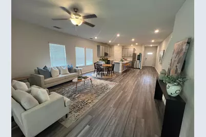 929 Main Street, Hutto, TX 78634 - Photo 7
