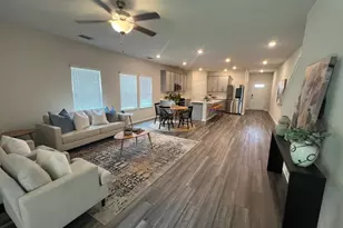 929 Main St, Hutto, TX 78634 - Photo 7