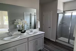 929 Main St, Hutto, TX 78634 - Photo 9