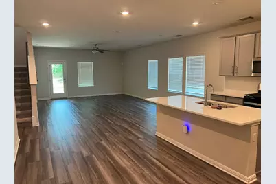 929 Main Street, Hutto, TX 78634 - Photo 13