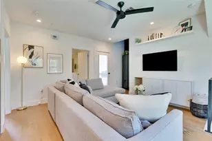 1128 Chicon St, Austin, TX 78702 - Photo 9