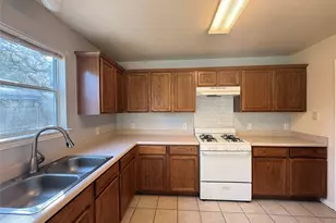 1713 Primrose Ln, Leander, TX 78641 - Photo 9