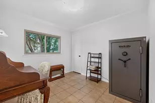 12613 Olympiad Dr, Austin, TX 78729 - Photo 23