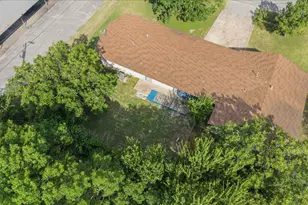 207 W Noton St, Pflugerville, TX 78660 - Photo 21