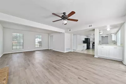 8406 Pine Falls Drive, Houston, TX 77095 - Photo 9