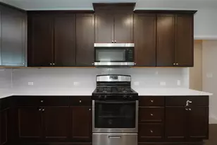 5304 Golden Canary Ln, Austin, TX 78723 - Photo 3