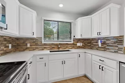 3711 Meredith Street, Austin, TX 78703 - Photo 15
