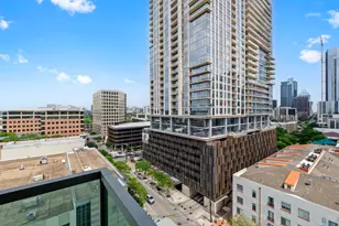 300 Bowie St, Austin, TX 78703 - Photo 21