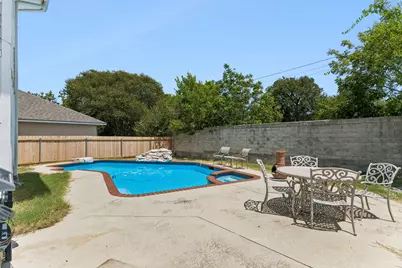 2404 Kristen Lane, Cedar Park, TX 78613 - Photo 31