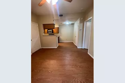 114 E 31st Street #106, Austin, TX 78705 - Photo 3