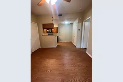 114 E 31st Street #106, Austin, TX 78705 - Photo 3