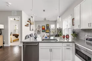 4325 Jackson Ave, Austin, TX 78731 - Photo 9