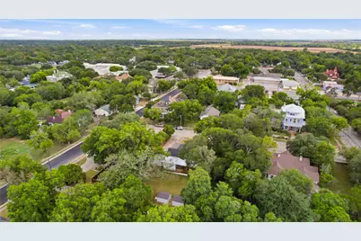 715 Saint George Street, Gonzales, TX 78629 - Photo 19