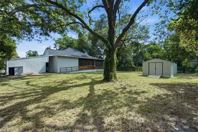 715 Saint George Street, Gonzales, TX 78629 - Photo 29