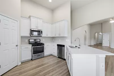 185 Munk Lane, Leander, TX 78641 - Photo 5